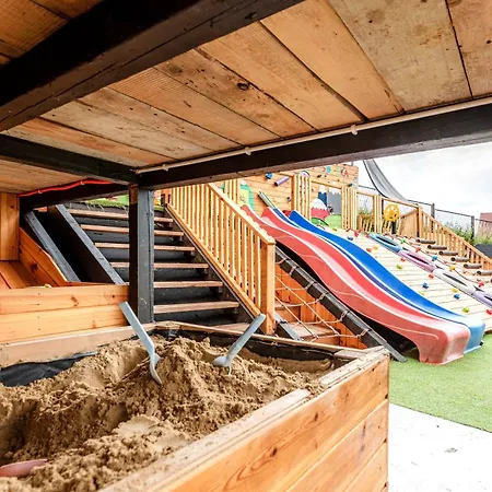 Zeglarski לינה וארוחת בוקר